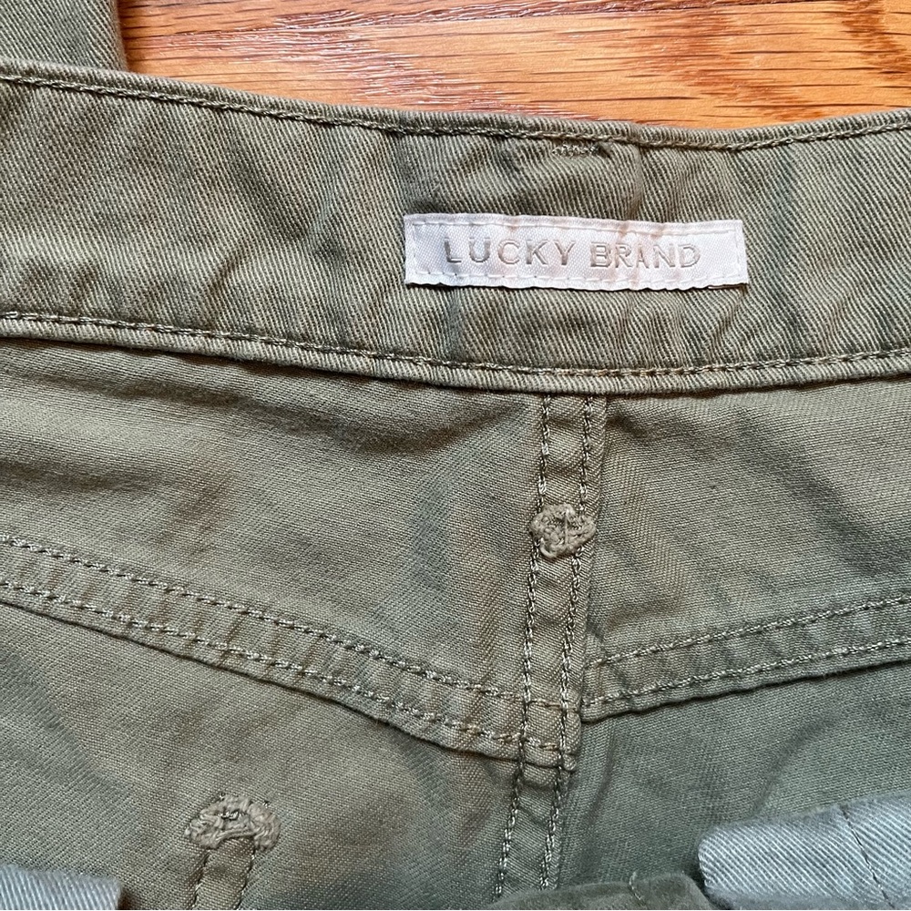 Lucky Brand mid rise crop wide leg olive green jeans size 4 / 27 - Picture 4 of 9